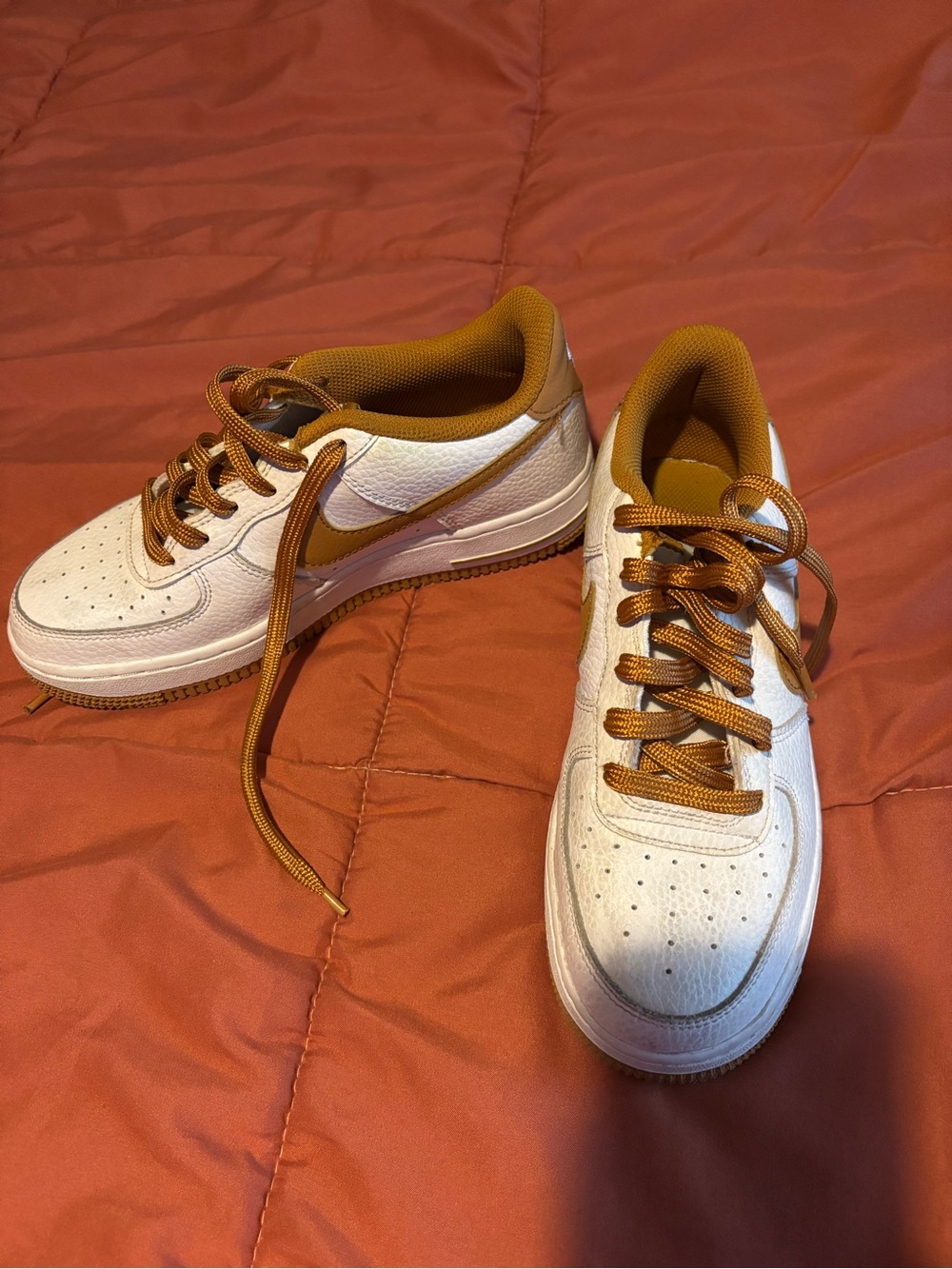 Nike White and Brown/Tan Low-Top Sneakers
